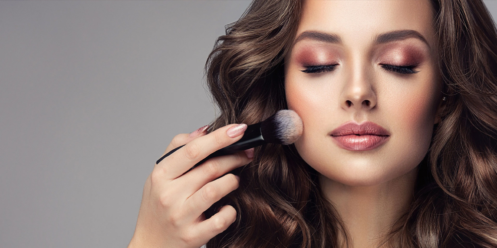 Airbrush Makeup Artist in Gurgaon